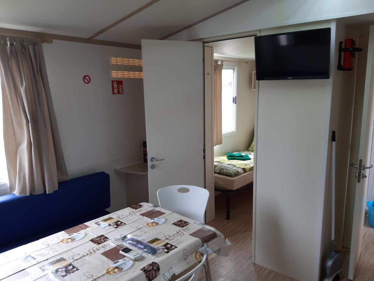 Szárszó apartman és kempingház Balatonszarszo Exterior foto
