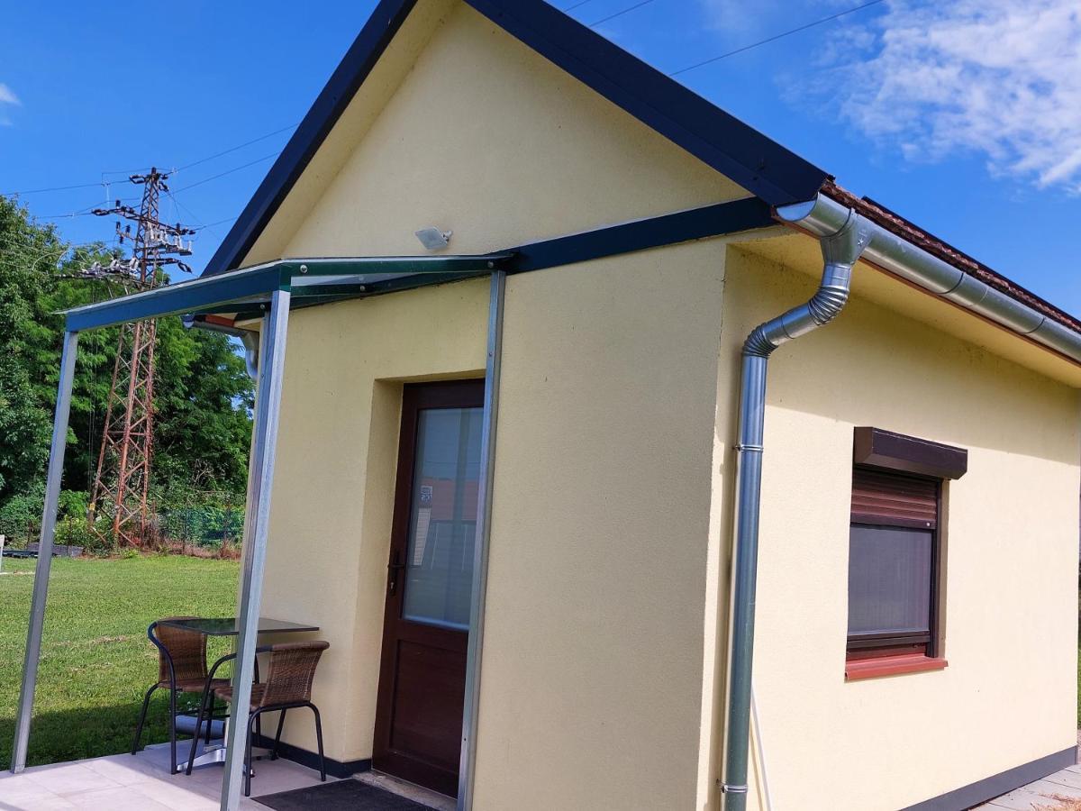 Szárszó apartman és kempingház Balatonszarszo Exterior foto